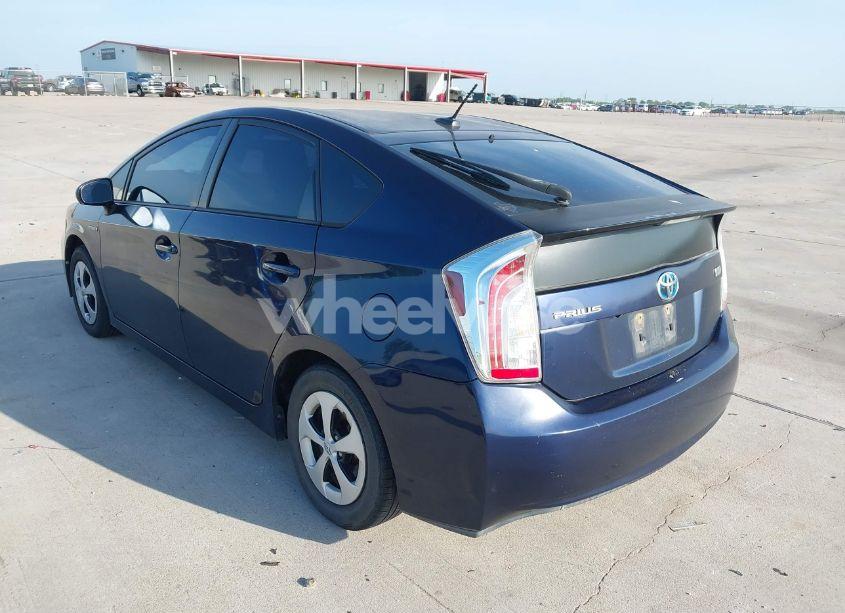 Photo 3 of 2012 Toyota Prius THREE (VIN JTDKN3DU9C1480952)