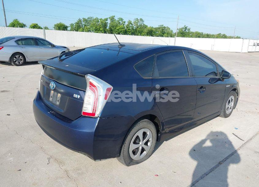 Photo 4 of 2012 Toyota Prius THREE (VIN JTDKN3DU9C1480952)