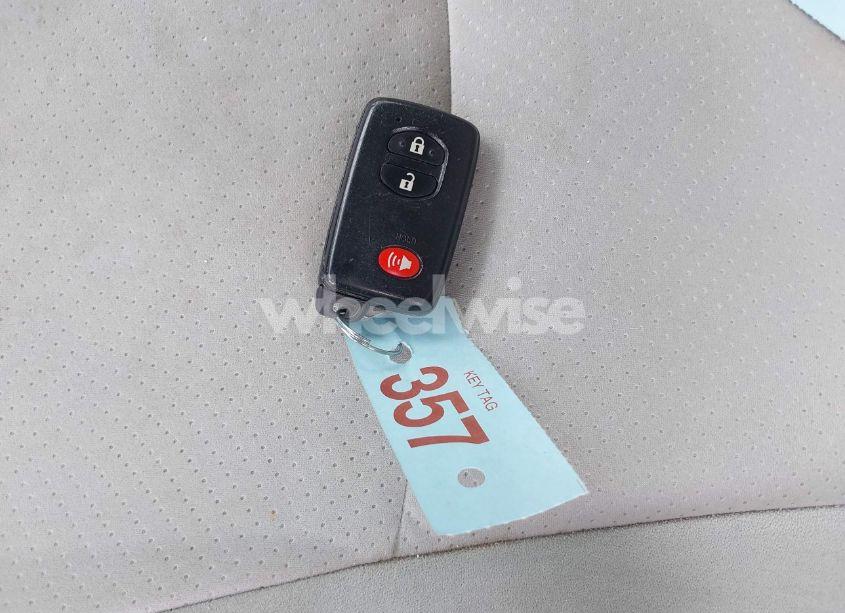 Photo 11 of 2012 Toyota Prius TWO (VIN JTDKN3DU9C1568304)