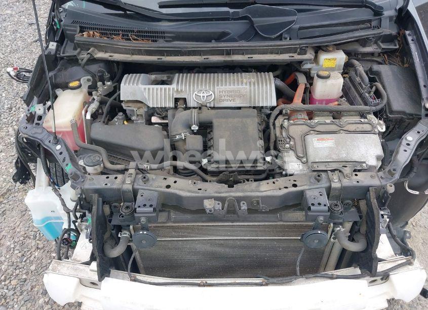 Photo 10 of 2012 Toyota Prius TWO (VIN JTDKN3DU9C5386417)