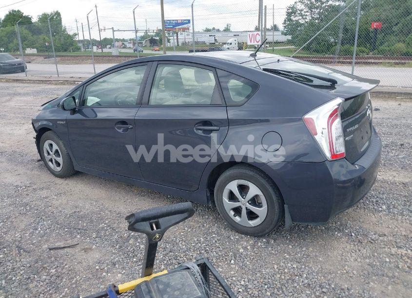 Photo 3 of 2012 Toyota Prius TWO (VIN JTDKN3DU9C5386417)
