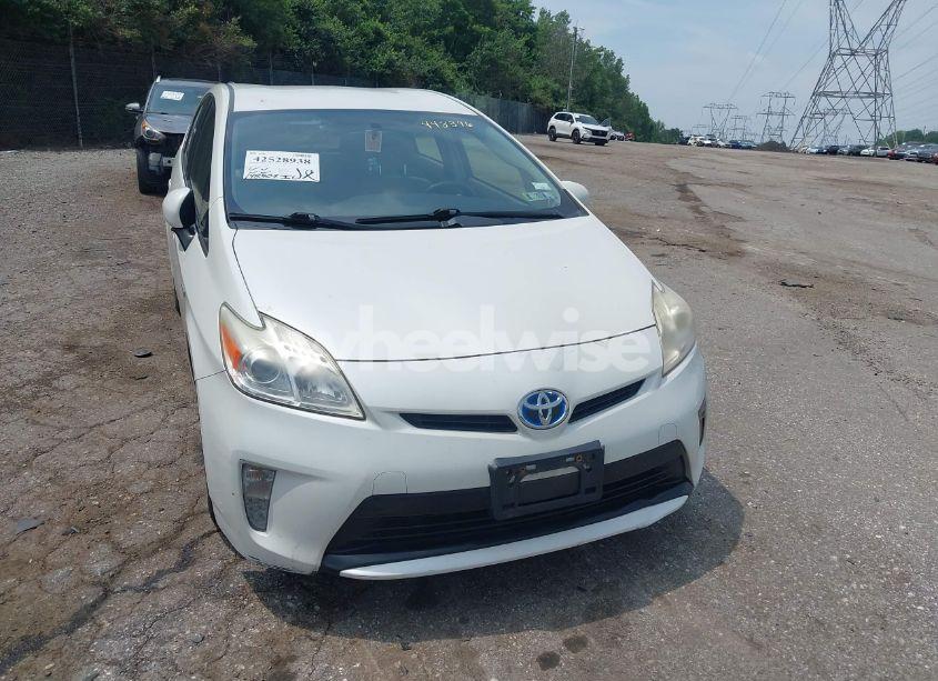 Photo 6 of 2012 Toyota Prius TWO (VIN JTDKN3DU9C5448396)