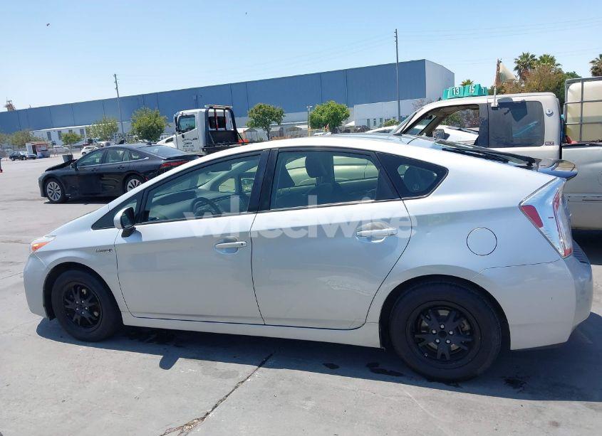 Photo 14 of 2012 Toyota Prius TWO (VIN JTDKN3DU9C5470673)