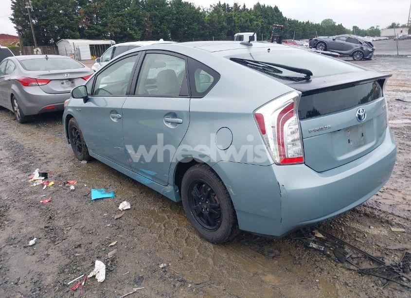 Photo 3 of 2013 Toyota Prius FIVE/FOUR/THREE/THREE SE/TWO (VIN JTDKN3DU9D1619009)