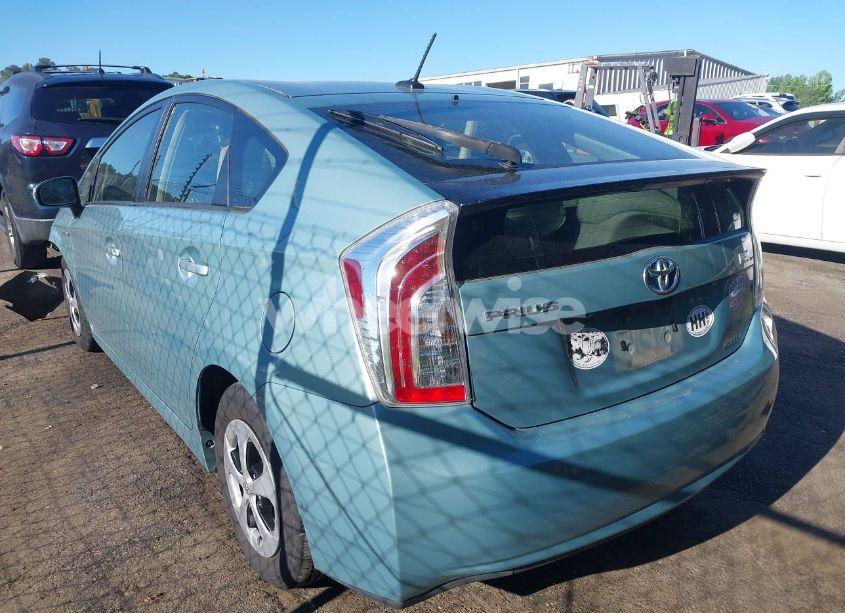 Photo 3 of 2013 Toyota Prius FIVE/FOUR/THREE/THREE SE/TWO (VIN JTDKN3DU9D1628244)