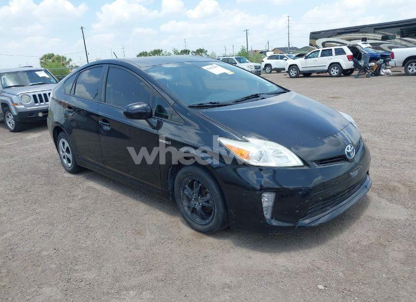 2013 Toyota Prius THREE (VIN JTDKN3DU9D1641902) main photo