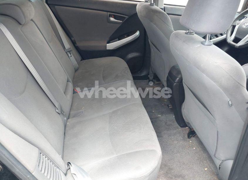 Photo 8 of 2013 Toyota Prius THREE (VIN JTDKN3DU9D1641902)