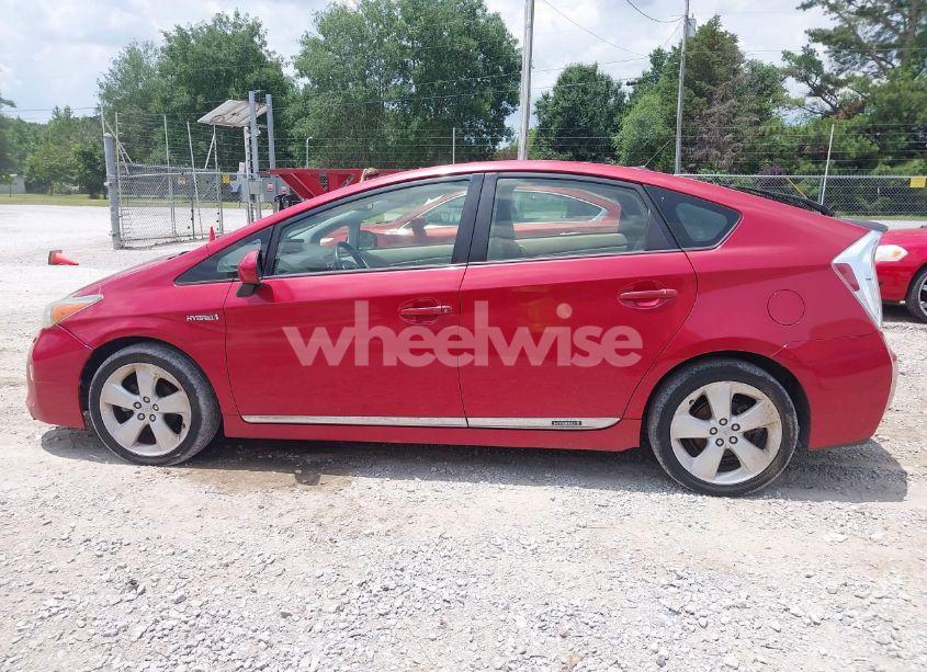 Photo 14 of 2013 Toyota Prius FIVE (VIN JTDKN3DU9D1683891)