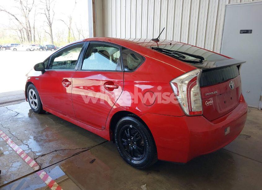 Photo 3 of 2013 Toyota Prius FOUR (VIN JTDKN3DU9D5598476)