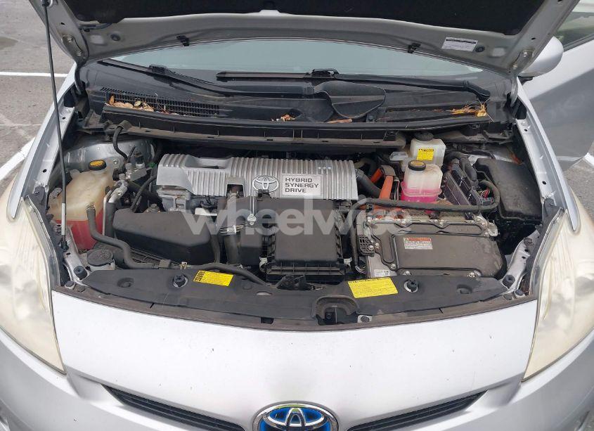 Photo 10 of 2013 Toyota Prius FOUR (VIN JTDKN3DU9D5608150)