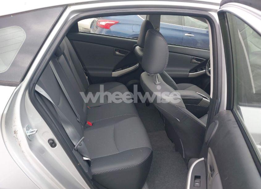Photo 8 of 2013 Toyota Prius FOUR (VIN JTDKN3DU9D5608150)