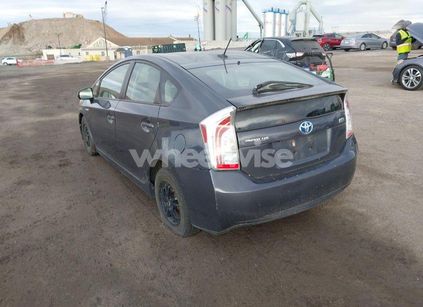 Photo 3 of 2013 Toyota Prius THREE (VIN JTDKN3DU9D5659549)