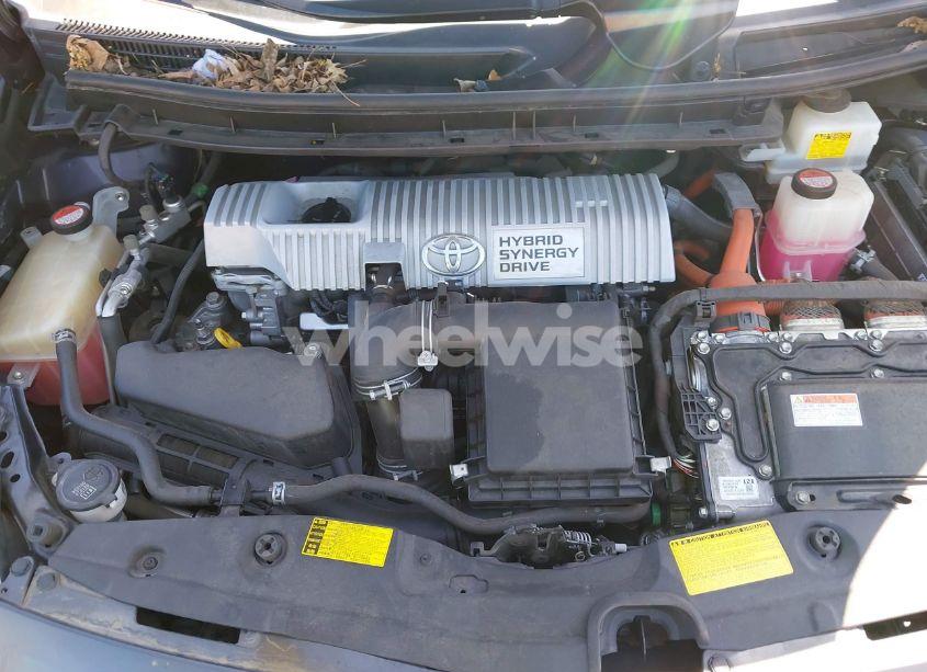 Photo 10 of 2014 Toyota Prius FIVE/FOUR/THREE/TWO (VIN JTDKN3DU9E0379287)