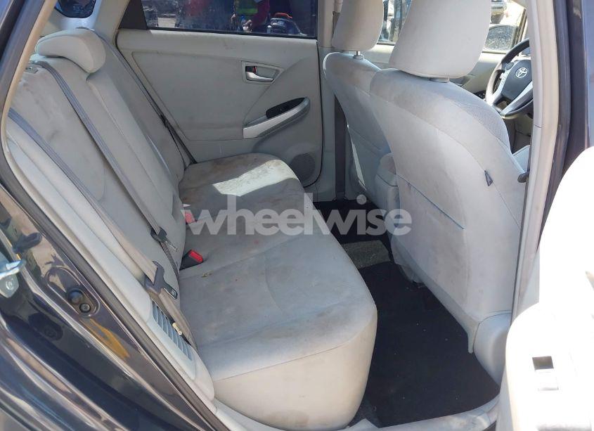 Photo 8 of 2014 Toyota Prius FIVE/FOUR/THREE/TWO (VIN JTDKN3DU9E0379287)