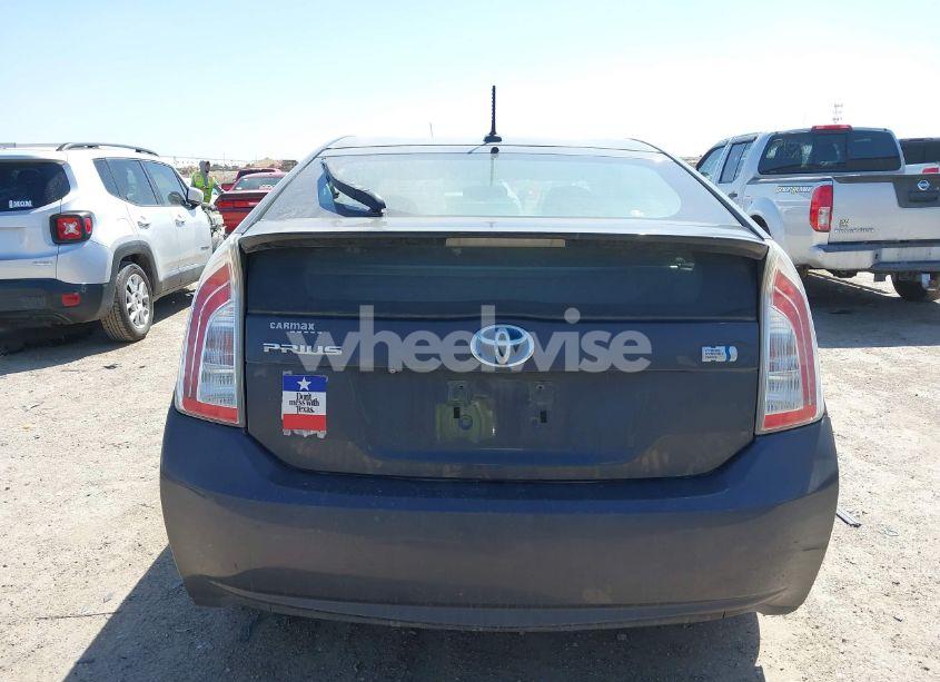Photo 16 of 2014 Toyota Prius THREE (VIN JTDKN3DU9E0393562)