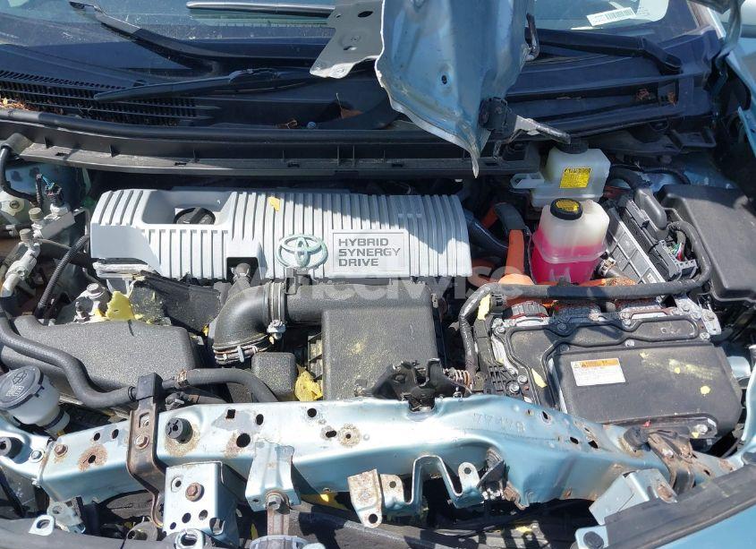 Photo 10 of 2014 Toyota Prius FOUR (VIN JTDKN3DU9E1800919)