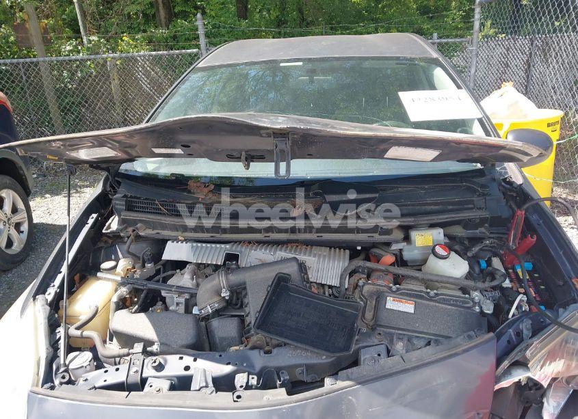 Photo 10 of 2015 Toyota Prius TWO (VIN JTDKN3DU9F0419191)