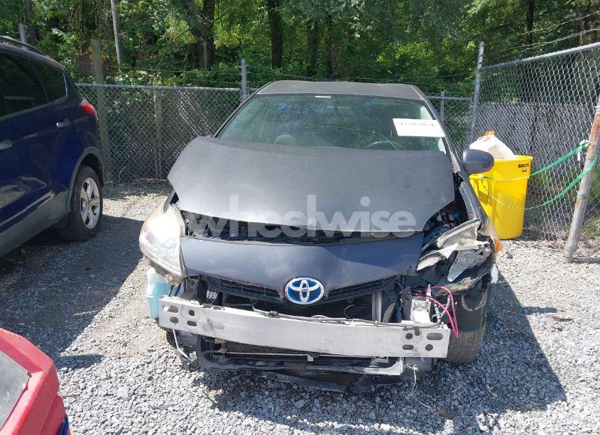 Photo 12 of 2015 Toyota Prius TWO (VIN JTDKN3DU9F0419191)