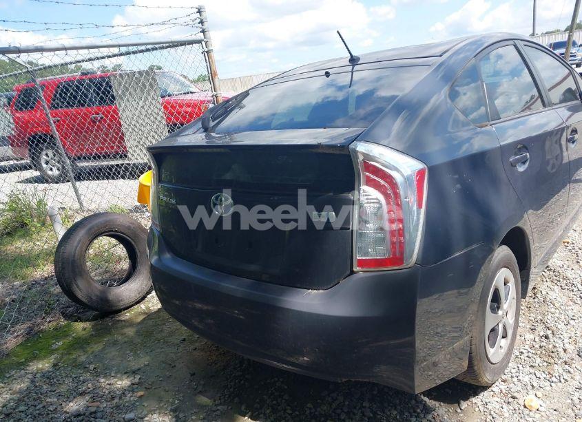 Photo 16 of 2015 Toyota Prius TWO (VIN JTDKN3DU9F0419191)