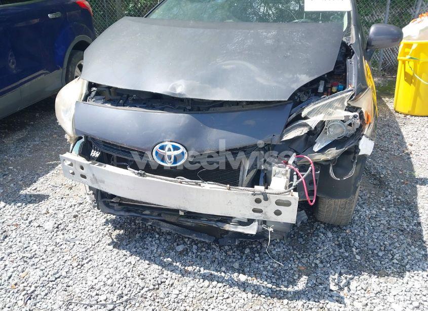 Photo 6 of 2015 Toyota Prius TWO (VIN JTDKN3DU9F0419191)