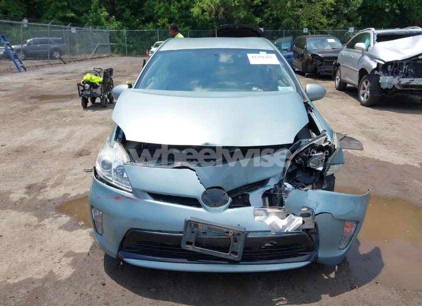 Photo 12 of 2015 Toyota Prius TWO (VIN JTDKN3DU9F1960588)