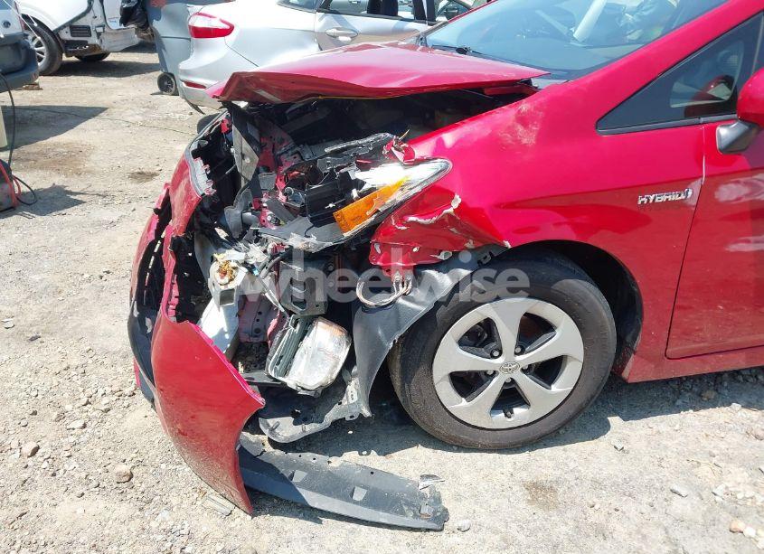 Photo 15 of 2015 Toyota Prius TWO (VIN JTDKN3DU9F2000536)