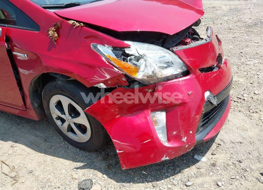 Photo 18 of 2015 Toyota Prius TWO (VIN JTDKN3DU9F2000536)