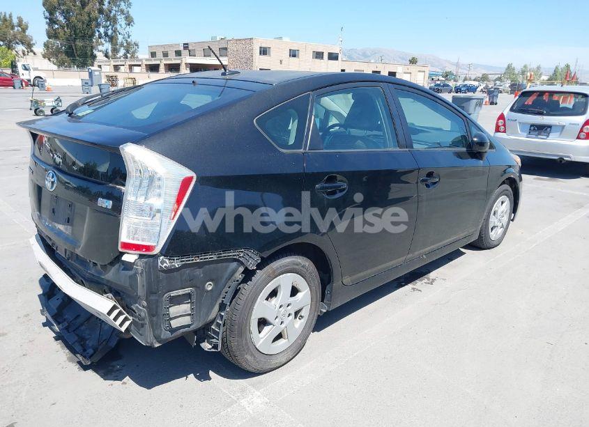 Photo 4 of 2010 Toyota Prius II (VIN JTDKN3DUXA0085391)