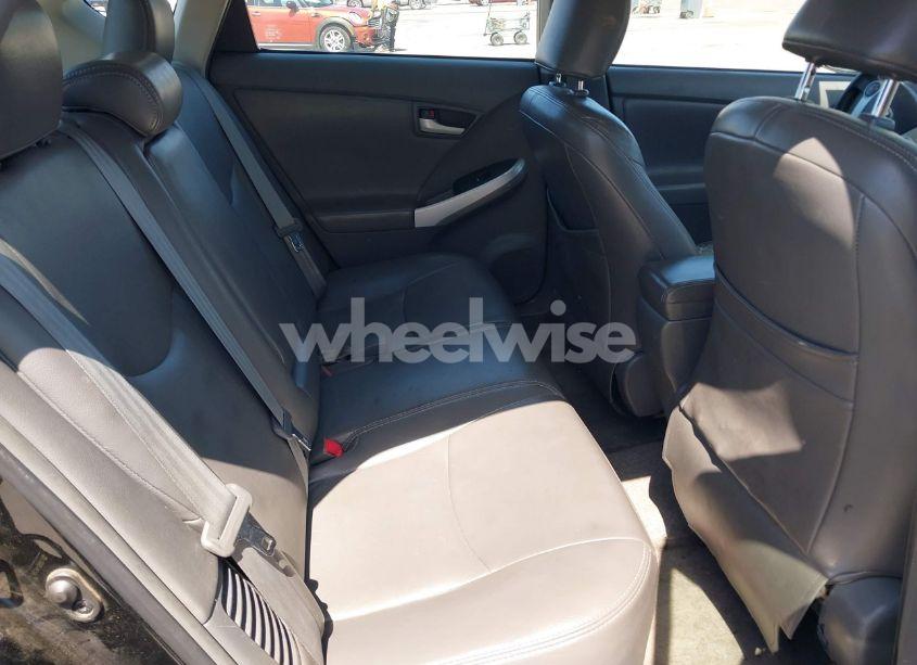 Photo 8 of 2010 Toyota Prius II (VIN JTDKN3DUXA0085391)