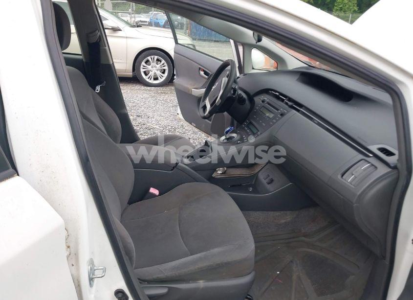 Photo 5 of 2010 Toyota Prius II (VIN JTDKN3DUXA0240246)