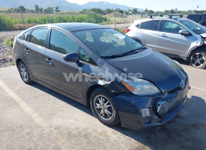 2010 Toyota Prius IV (VIN JTDKN3DUXA5174218) main photo