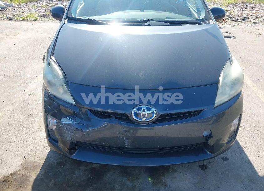 Photo 12 of 2010 Toyota Prius IV (VIN JTDKN3DUXA5174218)