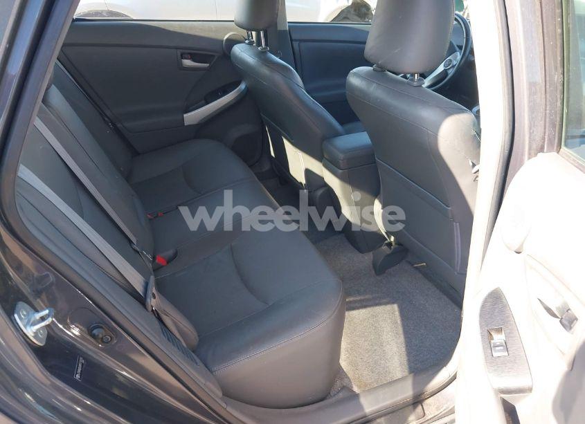 Photo 8 of 2010 Toyota Prius IV (VIN JTDKN3DUXA5174218)