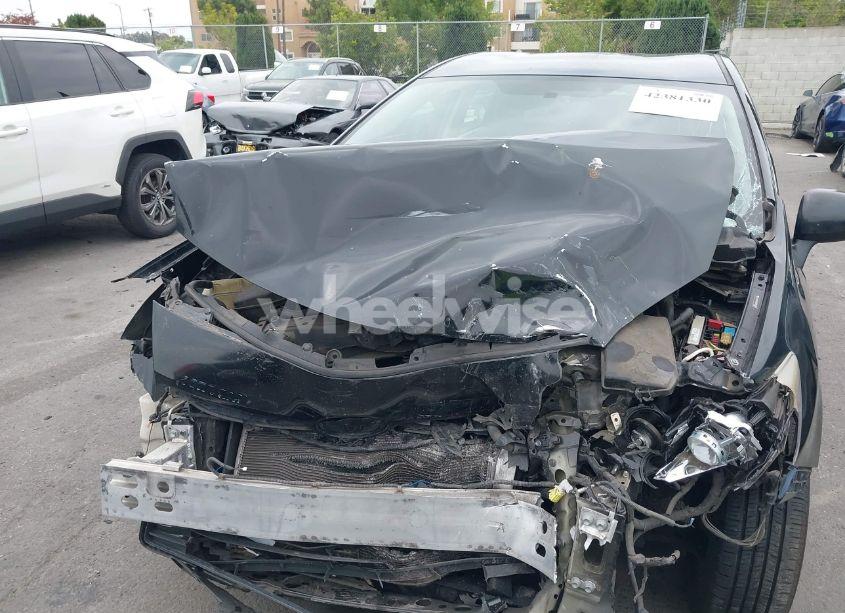 Photo 6 of 2010 Toyota Prius III (VIN JTDKN3DUXA5202387)