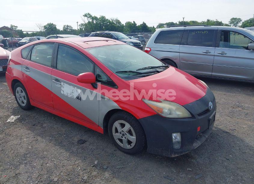 2011 Toyota Prius TWO (VIN JTDKN3DUXB0264693) main photo