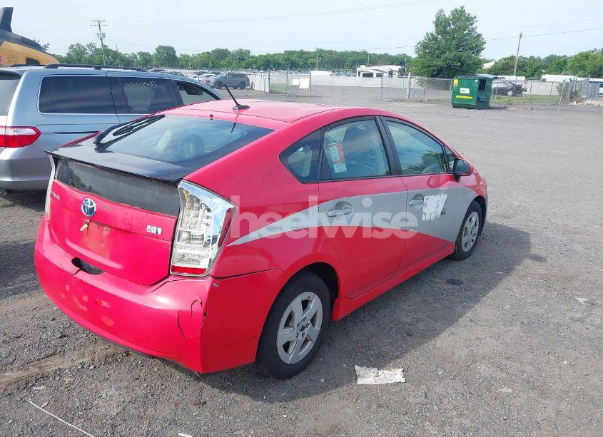 Photo 4 of 2011 Toyota Prius TWO (VIN JTDKN3DUXB0264693)