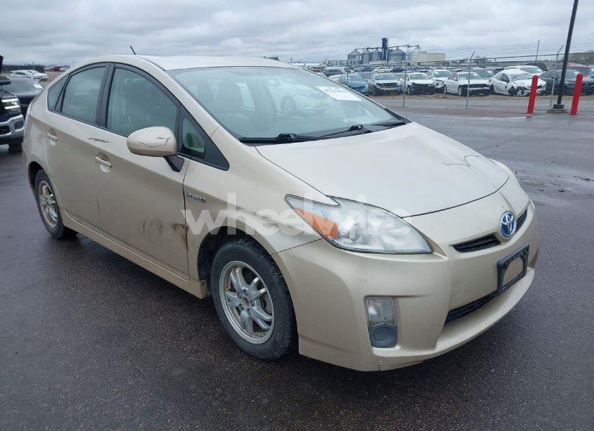 2011 Toyota Prius TWO (VIN JTDKN3DUXB0319207) main photo