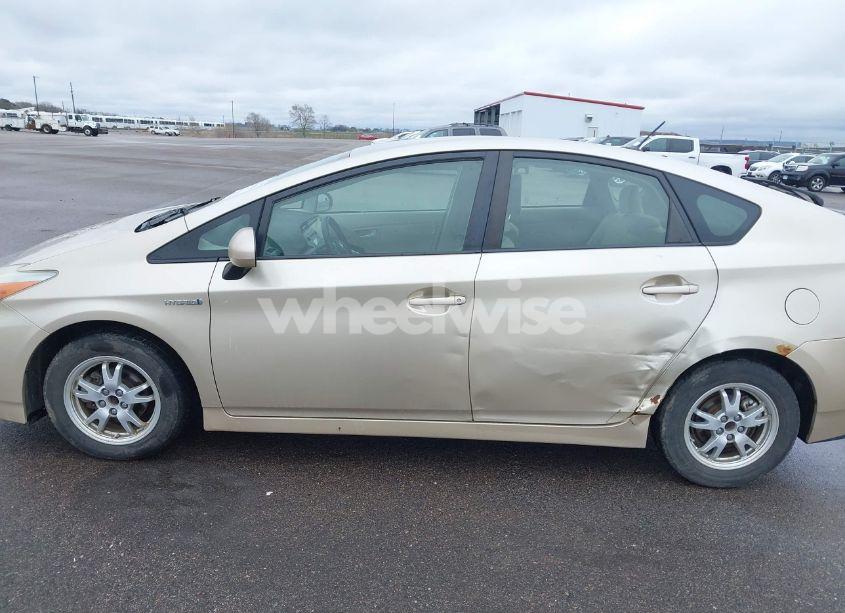 Photo 14 of 2011 Toyota Prius TWO (VIN JTDKN3DUXB0319207)