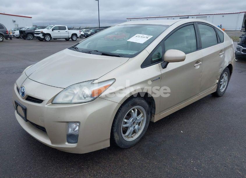 Photo 2 of 2011 Toyota Prius TWO (VIN JTDKN3DUXB0319207)