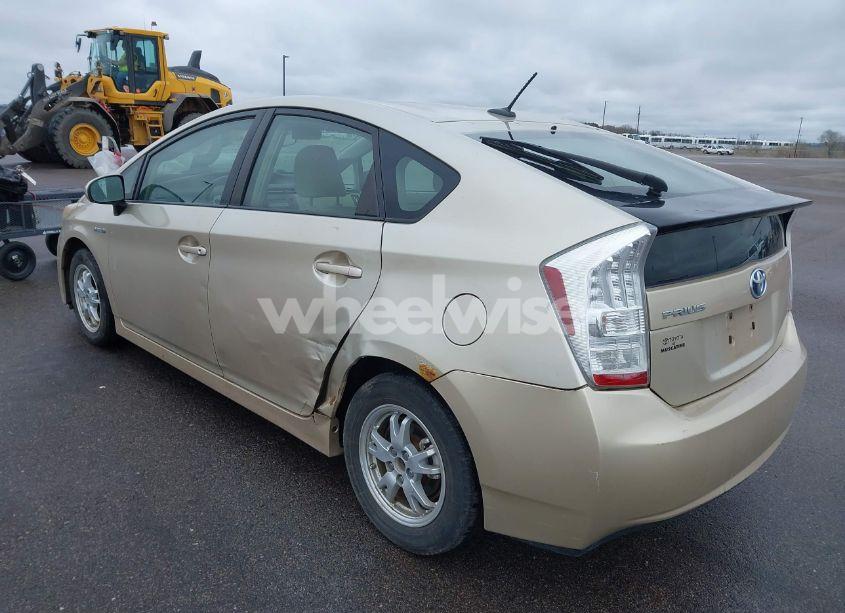 Photo 3 of 2011 Toyota Prius TWO (VIN JTDKN3DUXB0319207)