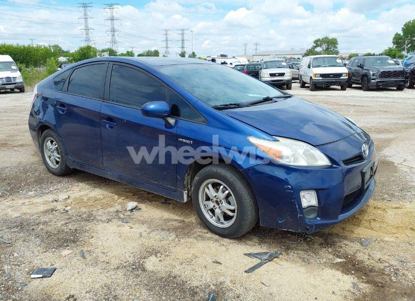 2011 Toyota Prius TWO (VIN JTDKN3DUXB1449725) main photo