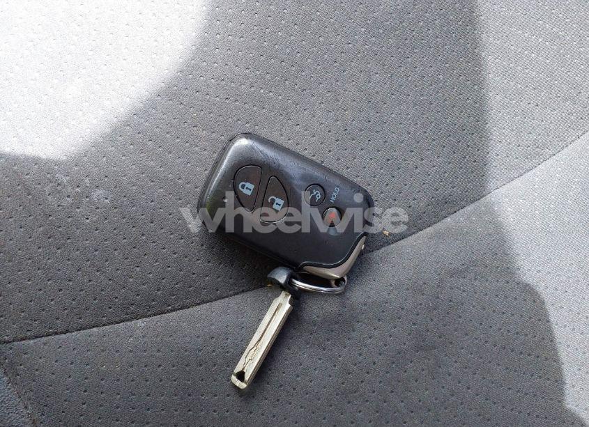 Photo 11 of 2011 Toyota Prius TWO (VIN JTDKN3DUXB1449725)