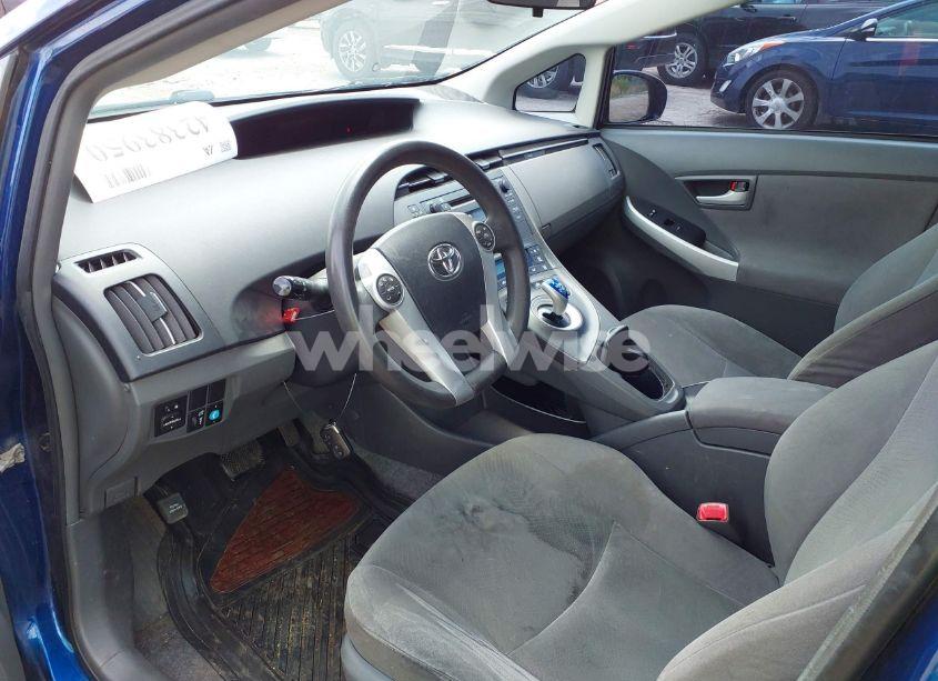 Photo 17 of 2011 Toyota Prius TWO (VIN JTDKN3DUXB1449725)