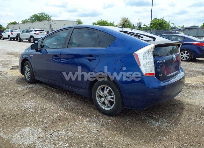 Photo 3 of 2011 Toyota Prius TWO (VIN JTDKN3DUXB1449725)
