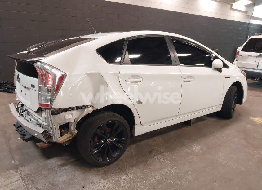 Photo 4 of 2011 Toyota Prius FOUR (VIN JTDKN3DUXB5318982)