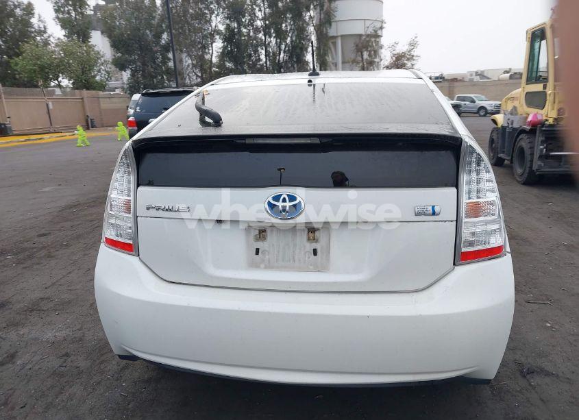 Photo 16 of 2011 Toyota Prius THREE (VIN JTDKN3DUXB5322854)
