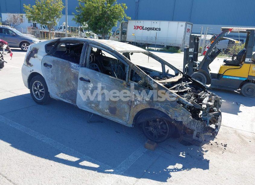 2011 Toyota Prius TWO (VIN JTDKN3DUXB5369074) main photo