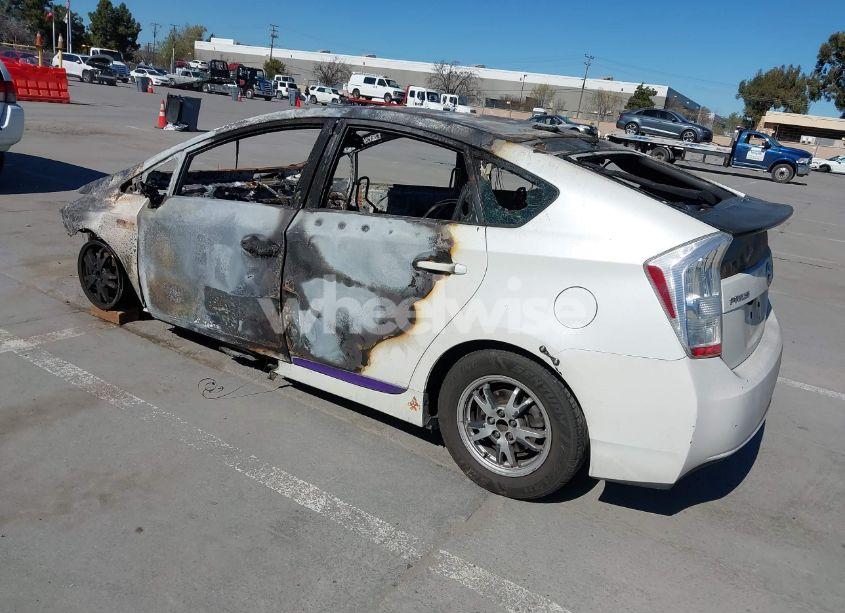 Photo 3 of 2011 Toyota Prius TWO (VIN JTDKN3DUXB5369074)