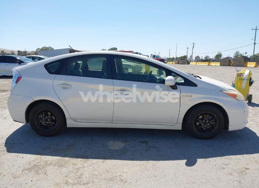 Photo 13 of 2012 Toyota Prius THREE (VIN JTDKN3DUXC5422843)