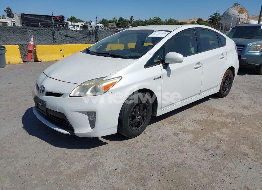 Photo 2 of 2012 Toyota Prius THREE (VIN JTDKN3DUXC5422843)